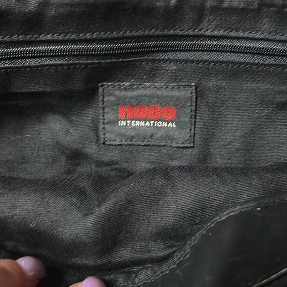 HOBO INTERNATIONAL BLACK NYLON / LEATHER LARGE CROSSBODY TOTE BAG 12" X 15" - Picture 3 of 5